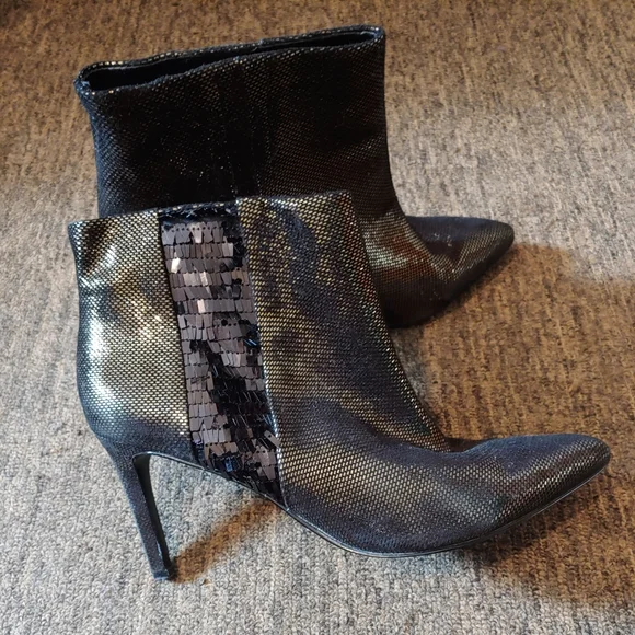 Nine West black and gold ankle boots Size 10.5 - Picture 2 of 6